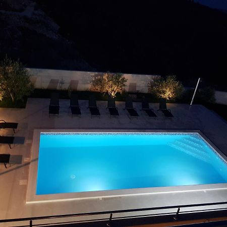 Villa Visum Zara Esterno foto