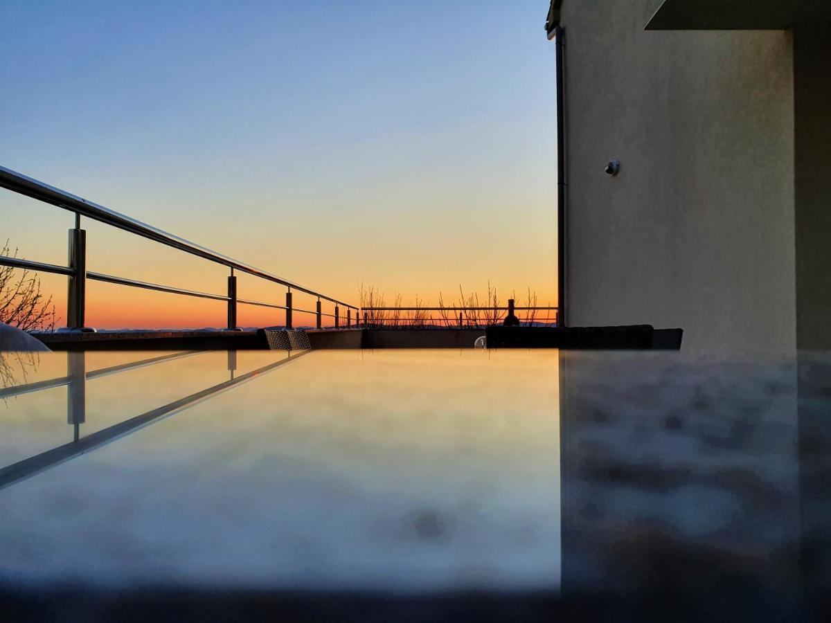 Villa Visum Zara Esterno foto