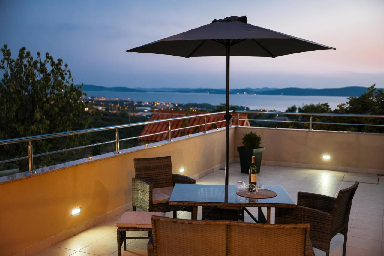 Villa Visum Zara Esterno foto