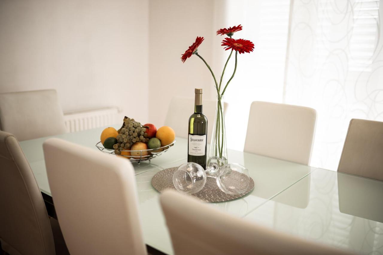 Villa Visum Zara Esterno foto