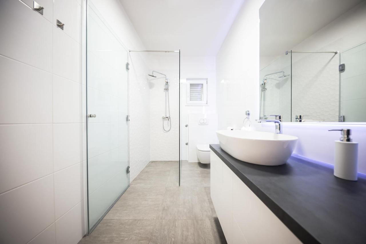 Villa Visum Zara Esterno foto