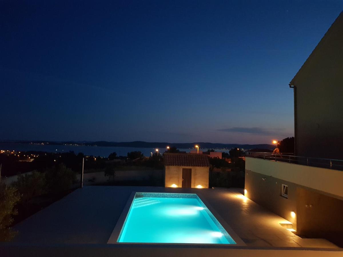 Villa Visum Zara Esterno foto