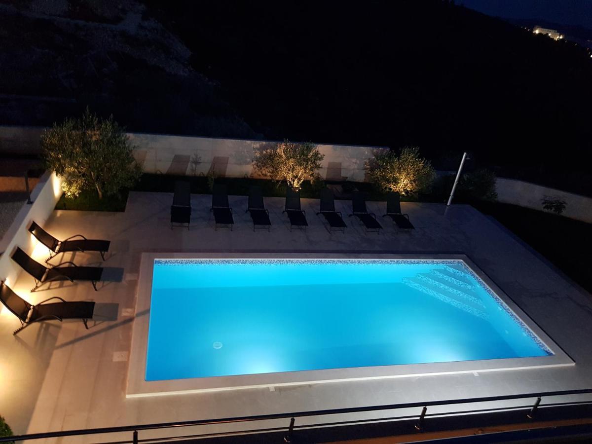 Villa Visum Zara Esterno foto